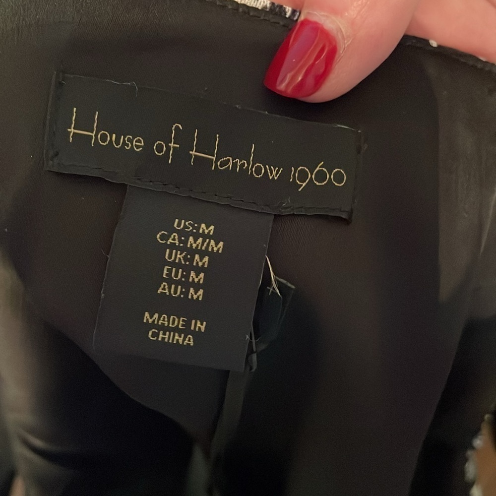 NWT HOUSE OF HARLOW 1960 BLACK & WHITE CROP TOP SIZE M - Picture 6 of 8